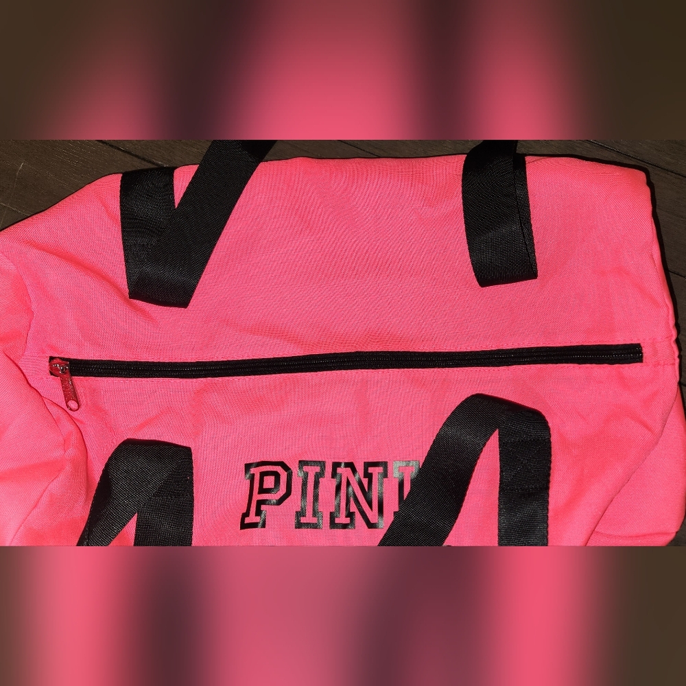 Pink Duffle Small - Picture 4 of 6